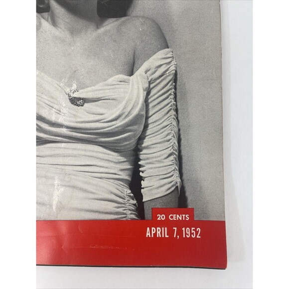 Marilyn Monroe Life Magazine Apr 7 1952 - Flying Saucers Truman's - Fine - Picture 5 of 17